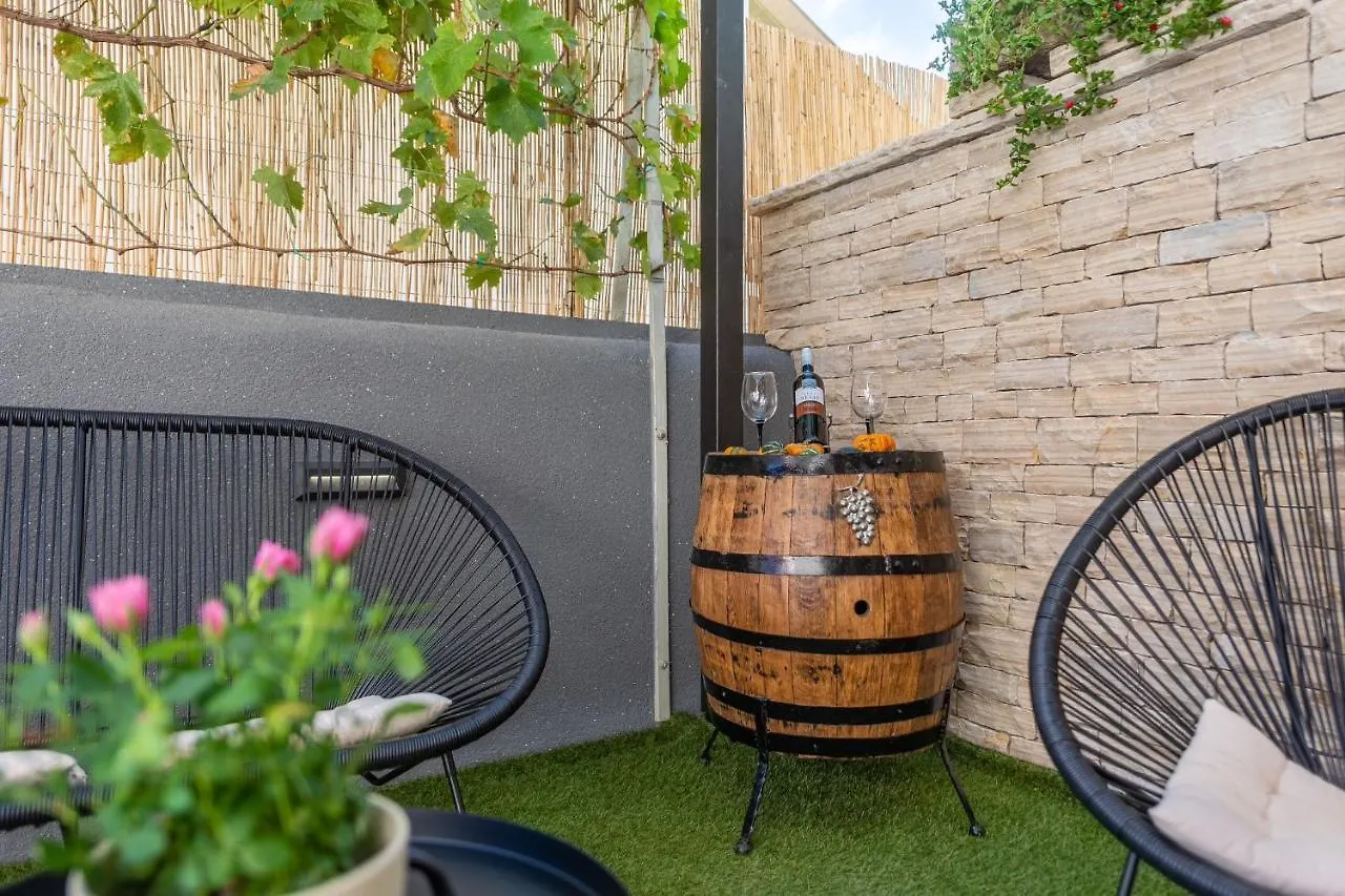 Apartment Belleza With Private Jacuzzi Zadar