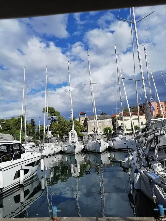 Apartment Belleza With Private Jacuzzi Zadar