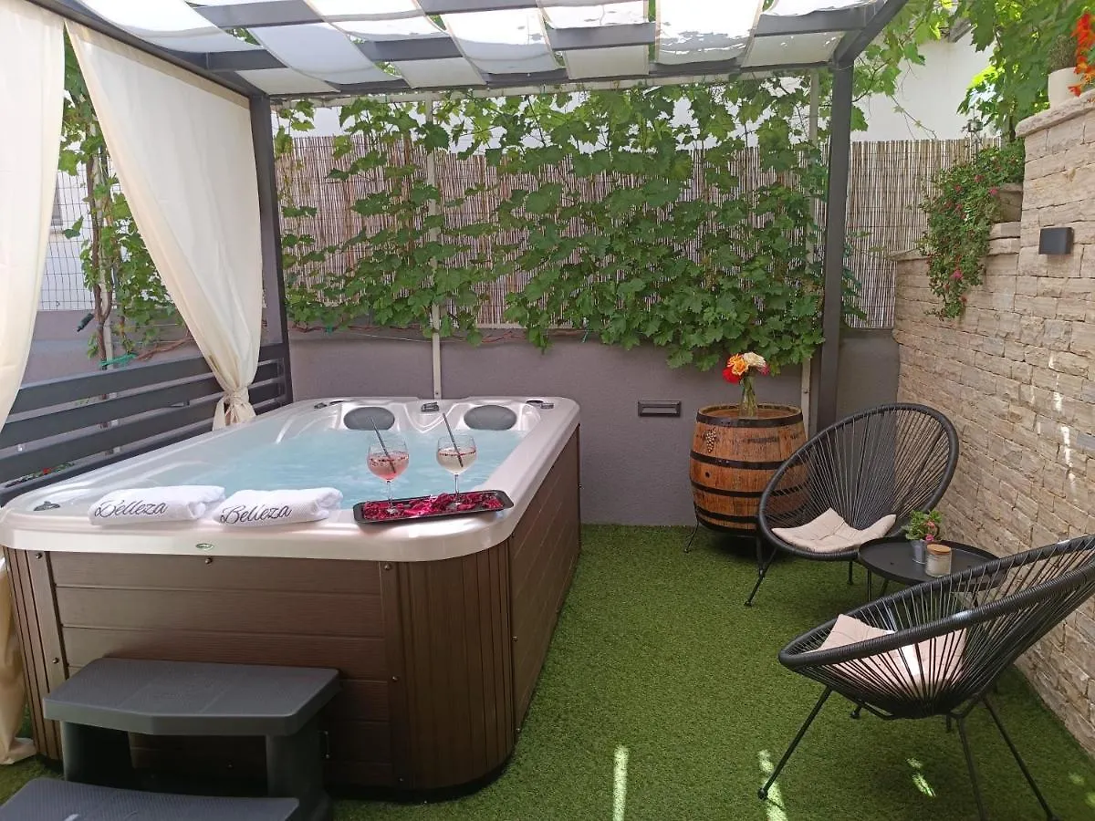 Apartment Belleza With Private Jacuzzi Zadar 0*,  Chorwacja